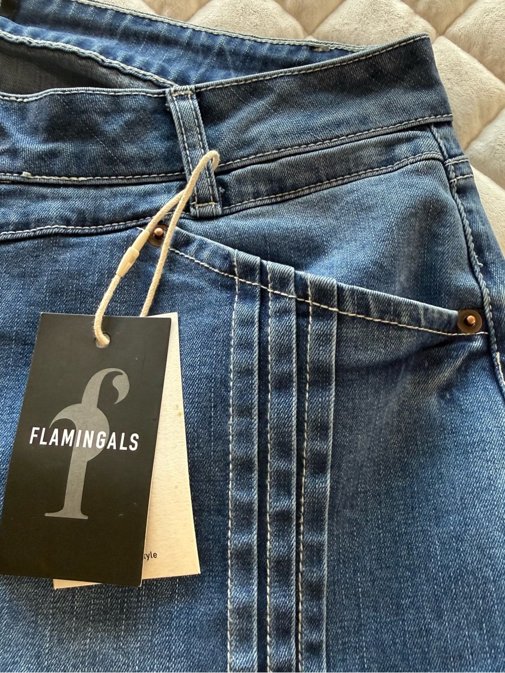 NWT Flamingals Medium Wash Pintuck Front Seam Straight Leg Jeans Size 2XL - Picture 7 of 14